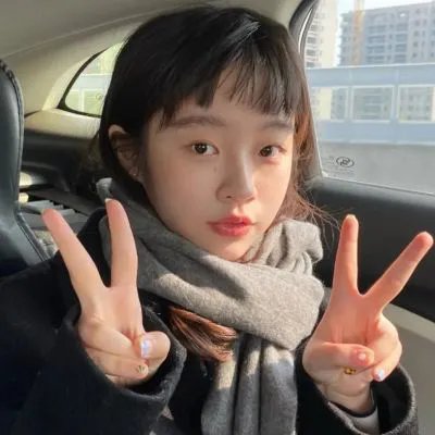 忧郁小女孩